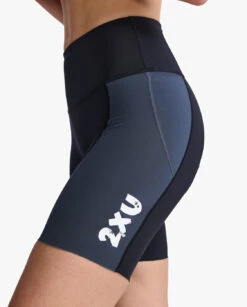 2XU Aero 7 Inch Tri Shorts Donkerblauw Dames -Sportwetsuit Winkel 2xu aero 7 inch tri short wt6435b idk wht 021
