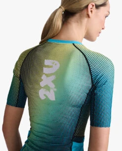 2XU Aero Tri Top Korte Mouw Blauw/groen Dames -Sportwetsuit Winkel 2xu aero sleeved top wt6666a cya wht 024