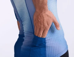 2XU Aero Tri Top Korte Mouw Wit/blauw Heren 13 2XU Aero Tri Top Korte Mouw Wit/blauw Heren -Sportwetsuit Winkel 2xu aero tri sleeved top mt6662a suf wht 022