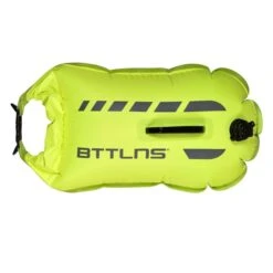 BTTLNS Amphitrite 1.0 Saferswimmer Zwemboei 20 Liter Groen -Sportwetsuit Winkel bttlns buoy amphitrite green low 02