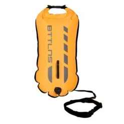 BTTLNS Kronos 1.0 Safeswimmer Backpack Zwemboei 28 Liter Geel 17 BTTLNS Kronos 1.0 Safeswimmer Backpack Zwemboei 28 Liter Geel -Sportwetsuit Winkel bttlns buoy kronos yellow low 02