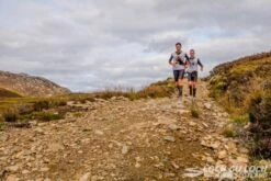 Zone3 8mm Neopreen Swimrun Kuitbanden 8 Zone3 8mm Neopreen Swimrun Kuitbanden -Sportwetsuit Winkel evolution wetsuit lifestyle loch gu loch steve ashworth 4