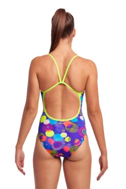 Funkita Love Bite Single Strap Badpak Dames -Sportwetsuit Winkel funkita zwemkleding dames single strap fs15l love bite 005