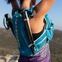 Nathan VaporAiress 2 Drinkrugzak 7 Liter Blauw Dames 11 Nathan VaporAiress 2 Drinkrugzak 7 Liter Blauw Dames -Sportwetsuit Winkel n vaporairess 002