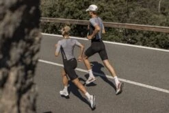 Sailfish Aerosuit Perform Trisuit Korte Mouw Zwart Heren 12 Sailfish Aerosuit Perform Trisuit Korte Mouw Zwart Heren -Sportwetsuit Winkel sailfish trisuits heren aerosuit perform black 11